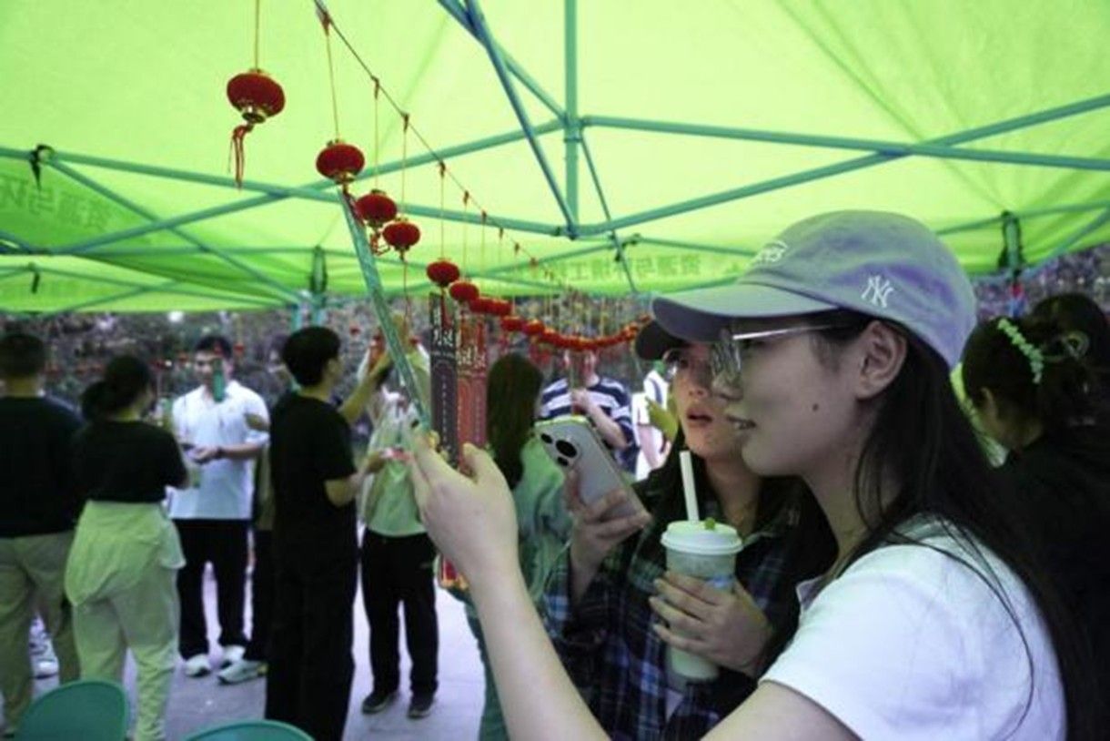 资源与环境工程学院研究生会第六届中秋灯谜活动圆满结束