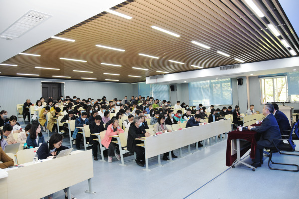 资源与环境工程学院举办主题教育专题读书会